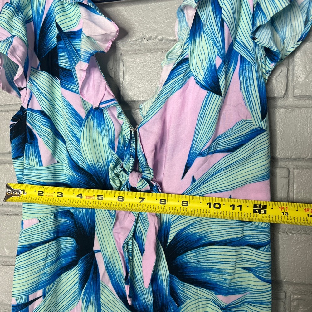 Olivaceous Tropical Leaf Print Tie Front Maxi Dress - Picture 15 of 16